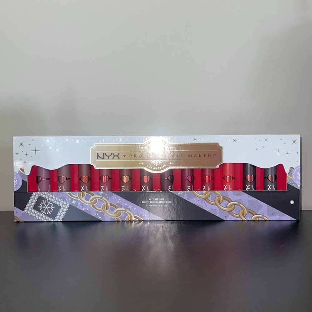 ❤️NEW!!!❤️14 pieces of NYX Matte Lip Vault Pallette.